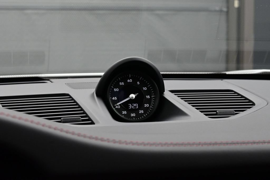 Certified 2026 Porsche 911 Carrera RWD image 16