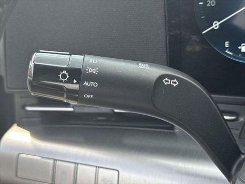 Used 2026 Hyundai Kona SEL Premium AWD/4WD image 23