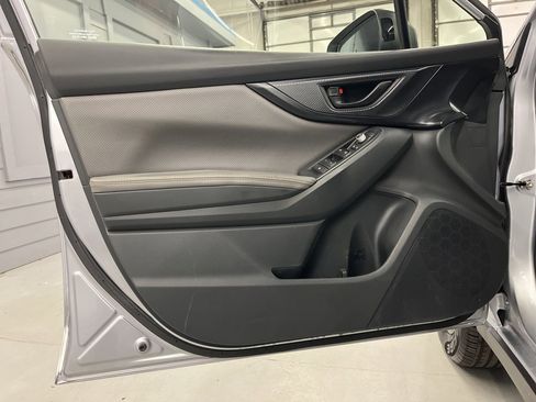 Used 2021 Subaru Crosstrek 2.5i Sport w/ Moonroof Package image 9