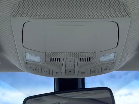 Used 2017 Lincoln MKX Reserve w/ Luxury Package AWD/4WD image 46