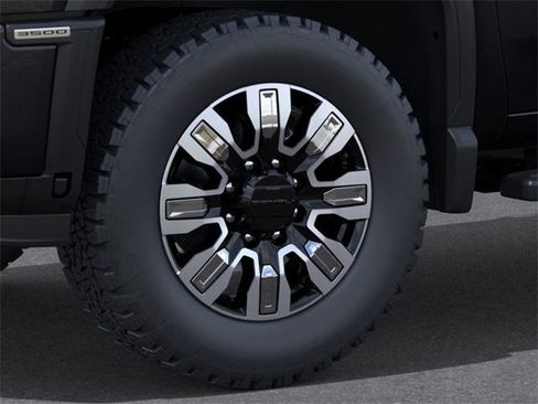 New 2025 GMC Sierra 3500 Denali w/ Denali Reserve Package image 9
