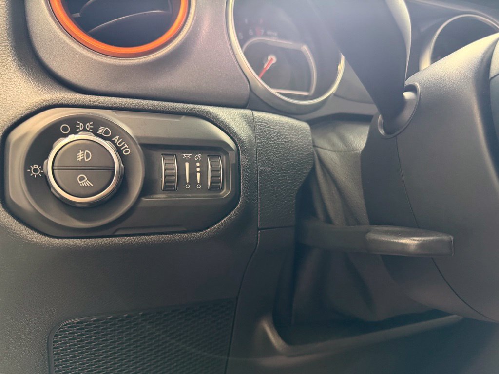 Used 2020 Jeep Gladiator Mojave AWD/4WD image 27