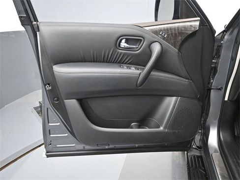 Used 2024 Nissan Armada Platinum w/ Cargo Package image 22