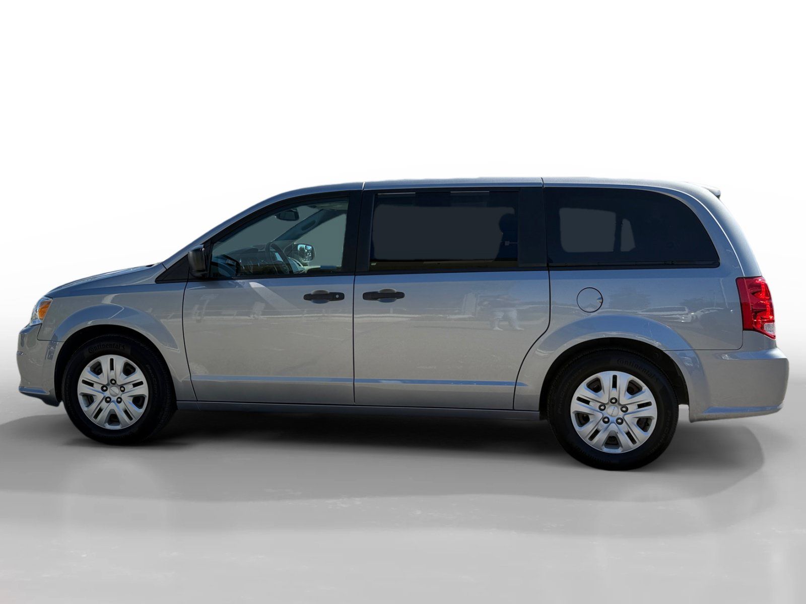 Used 2019 Dodge Grand Caravan SE w/ UConnect Hands-Free Group FWD image 2