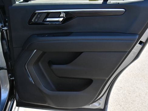 Used 2025 Chevrolet Tahoe LT AWD/4WD image 54