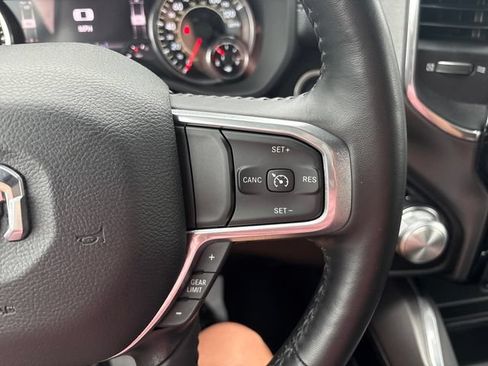 Used 2024 RAM 1500 Laramie AWD/4WD image 12