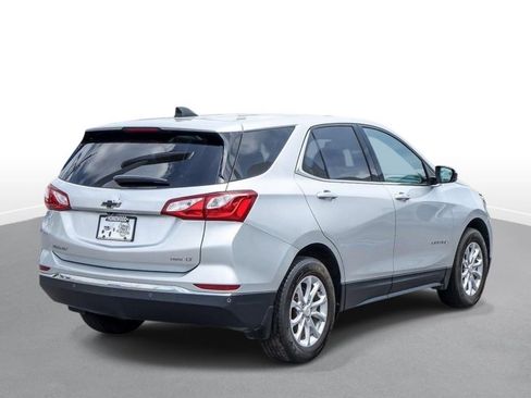 Used 2020 Chevrolet Equinox LT w/ Driver Convenience Package AWD/4WD image 8
