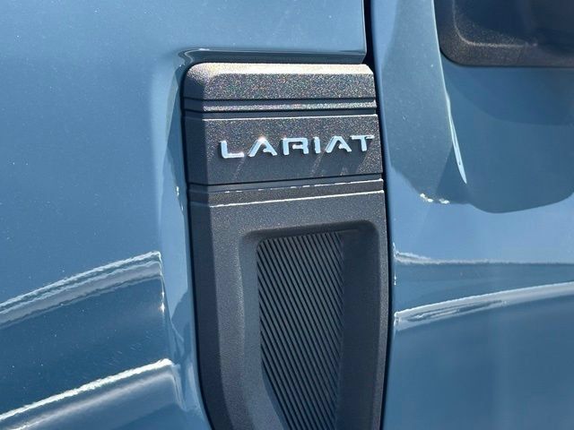 Used 2022 Ford Maverick Lariat w/ Lariat Luxury Package FWD image 4