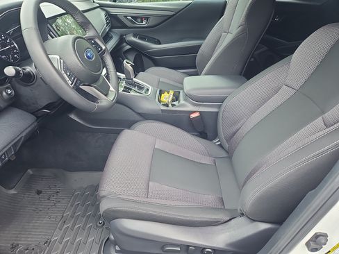 Certified 2025 Subaru Outback Premium AWD/4WD image 27