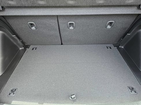 Certified 2026 Hyundai Venue SEL FWD image 12