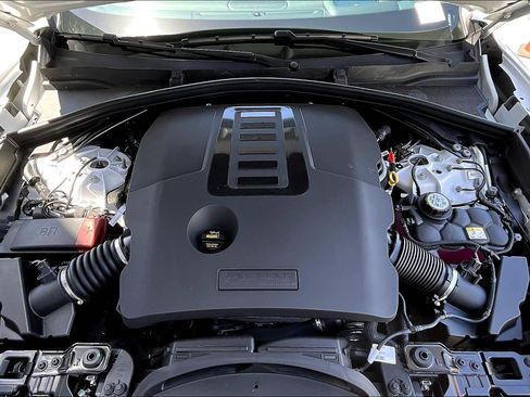 New 2026 Jaguar F-PACE R-Dynamic S image 11