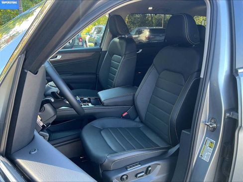 New 2026 Volkswagen Atlas SEL image 11