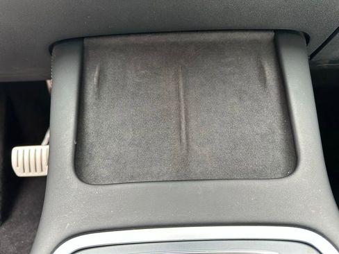 Used 2022 Tesla Model Y Performance image 22