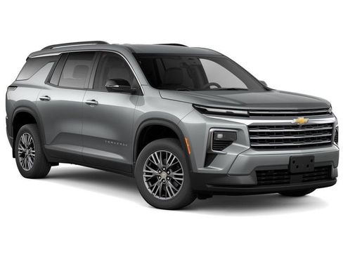 New 2025 Chevrolet Traverse LT w/ Driver Confidence Package image 24