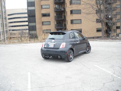 Used 2017 FIAT 500 Abarth image 18