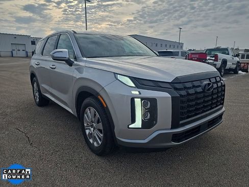 Used 2025 Hyundai Palisade SE AWD/4WD image 2