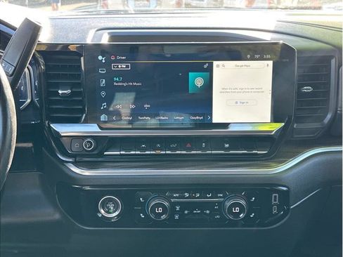 Used 2023 Chevrolet Silverado 1500 LT image 17