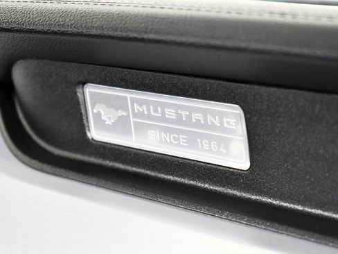 Used 2017 Ford Mustang GT Premium w/ Equipment Group 401A image 34