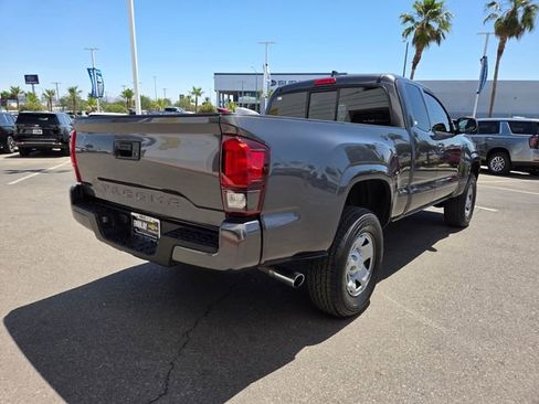 Used 2022 Toyota Tacoma SR w/ SR Convenience Package RWD image 6