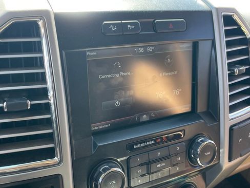 Used 2015 Ford F150 Lariat image 10