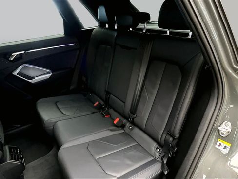 Certified 2025 Audi Q3 2.0T Premium Plus w/ Premium Plus Package AWD/4WD image 21