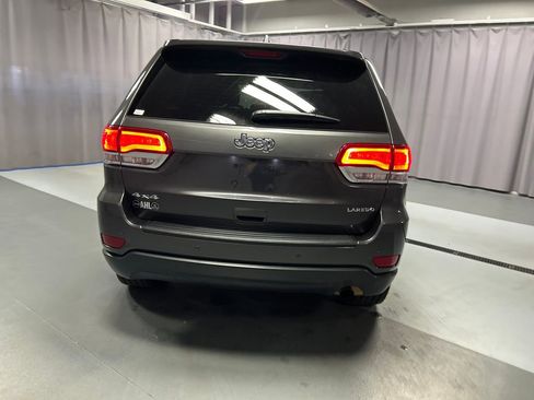 Used 2021 Jeep Grand Cherokee Laredo image 6
