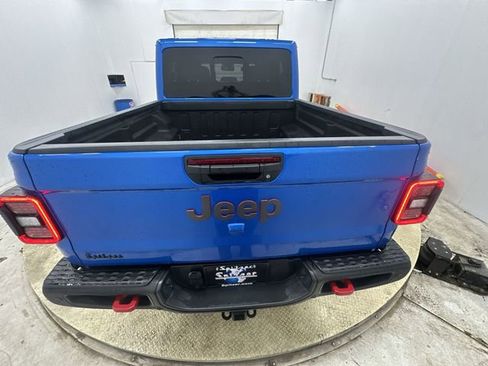 Used 2024 Jeep Gladiator Rubicon image 8