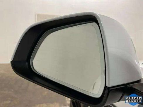 Used 2023 Tesla Model 3 Performance image 89