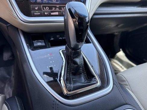 Used 2020 Subaru Outback Limited AWD/4WD image 37