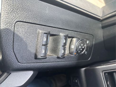Used 2019 Ford F150 XLT w/ Equipment Group 302A Luxury AWD/4WD image 32