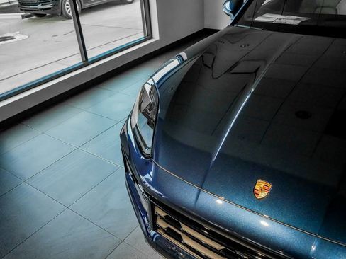 New 2026 Porsche Cayenne Coupe AWD/4WD image 30