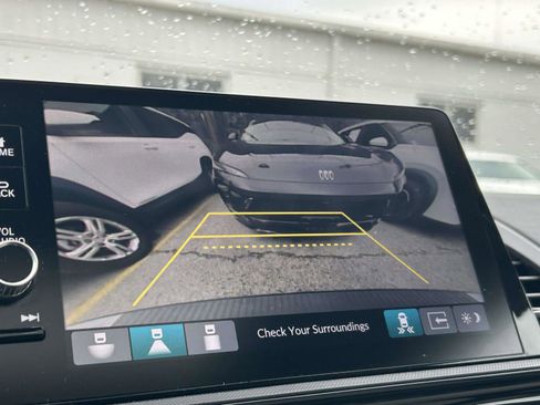 Used 2025 Honda Odyssey Touring image 29