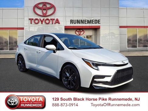 Certified 2023 Toyota Corolla XSE w/ Carpet Mat Package (TMS) FWD image 1