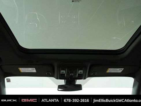 Used 2022 GMC Yukon Denali image 17