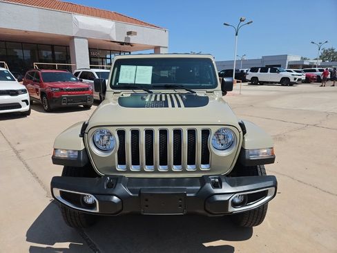 Used 2022 Jeep Wrangler Unlimited Sahara w/ Cold Weather Group AWD/4WD image 6