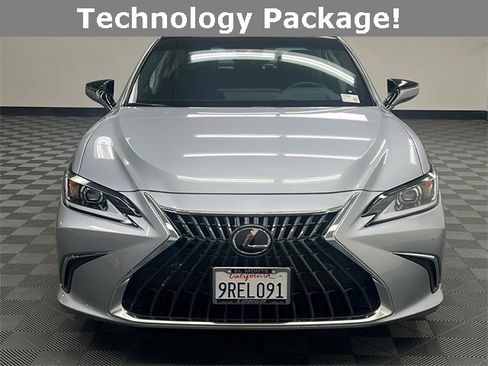 Certified 2025 Lexus ES 350 w/ Premium Package image 3