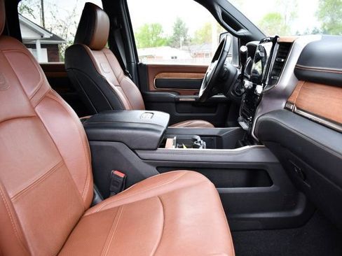 Used 2023 RAM 2500 Limited image 30