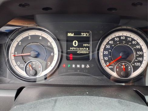 Used 2024 RAM 1500 Classic SLT AWD/4WD image 11