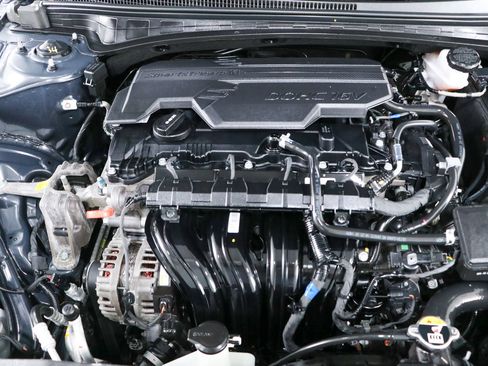 Used 2024 Hyundai Elantra SEL FWD image 28