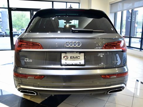 Used 2022 Audi Q5 2.0T Premium Plus w/ Premium Plus Package AWD/4WD image 5