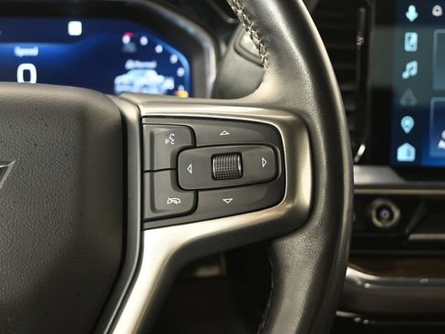Used 2023 Chevrolet Silverado 1500 LT AWD/4WD image 34