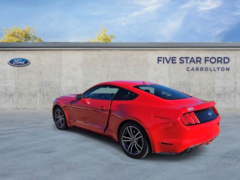 Used 2016 Ford Mustang Premium image 7