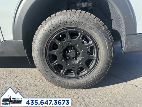 Used 2024 Ford Maverick Lariat w/ 4K Tow Package image 9