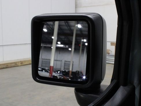 Used 2022 Jeep Wrangler Unlimited Sport image 39