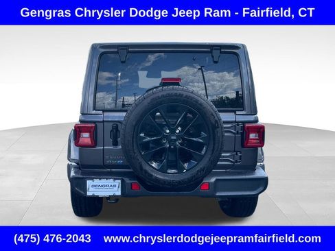 Certified 2025 Jeep Wrangler Unlimited Sahara AWD/4WD image 6