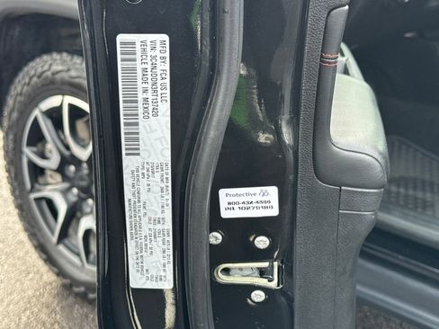 Used 2024 Jeep Compass Trailhawk image 33