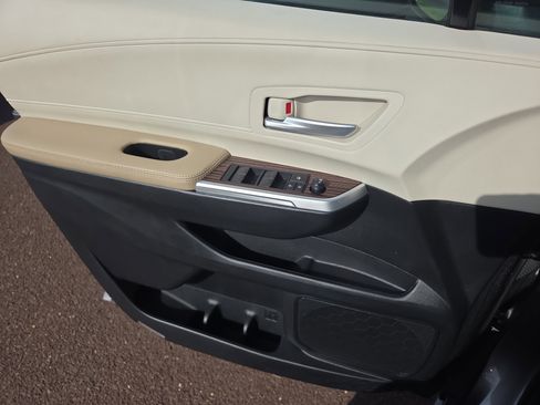 Certified 2024 Toyota Sienna XLE image 13