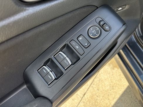 Used 2025 Honda Civic Sport image 14