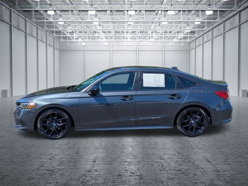 Used 2024 Honda Civic Sport image 2