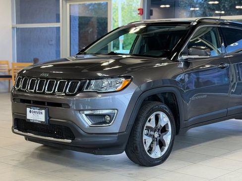 Used 2020 Jeep Compass Limited AWD/4WD image 3